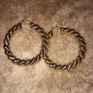 Good Hoop Earrings FREE SHIPPING ARRANGEMENTS